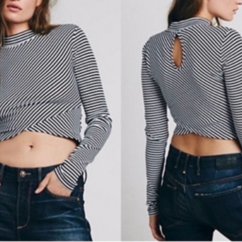Dotti Navy Blue/White long sleeve cropped top